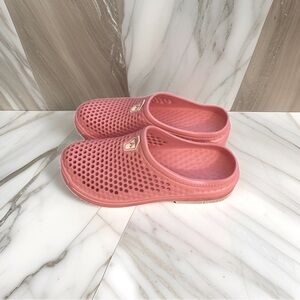 🌷Pretty Pink Amoji Clog Shoes